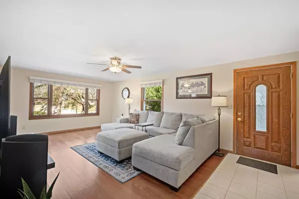 3467 Maple Dr, Richfield, WI 53033