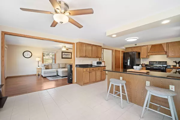 3467 Maple Dr, Richfield, WI 53033