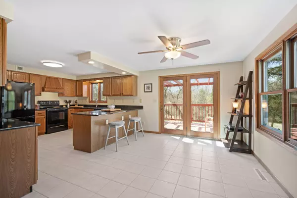 3467 Maple Dr, Richfield, WI 53033