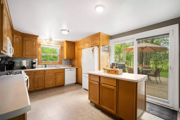 3765 Maplewood Ct, Richfield, WI 53033