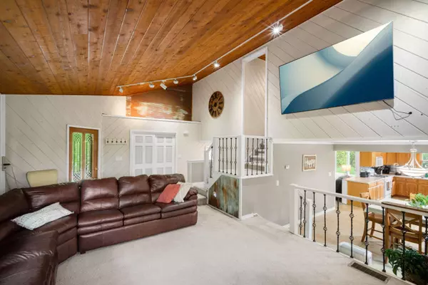 3765 Maplewood Ct, Richfield, WI 53033