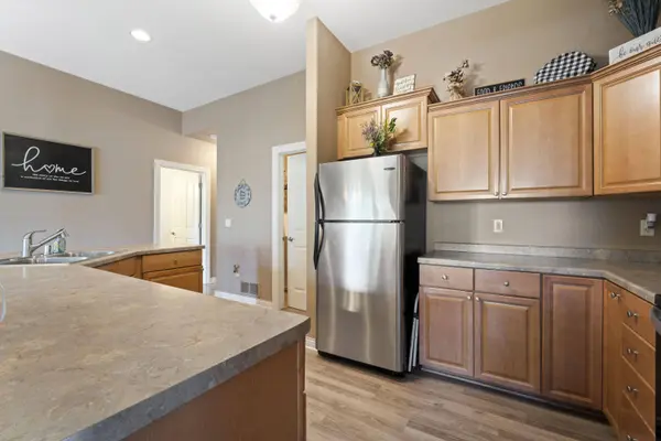 1820 Stony Ln, Slinger, WI 53086