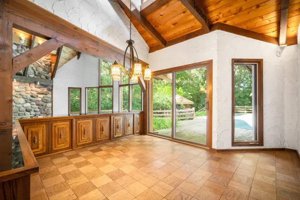 W282S3580 Ringneck Ct, Genesee, WI 53189