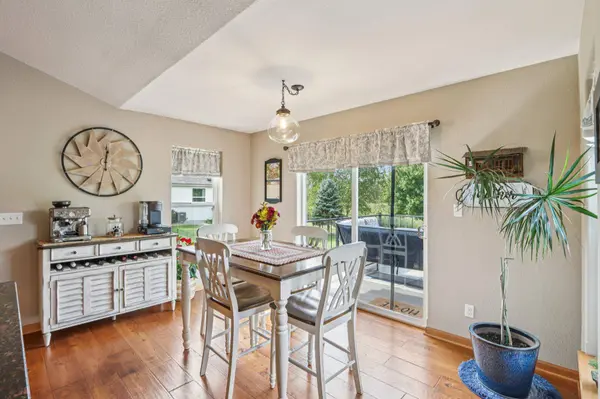 10555 S Singing Lark Ct, Oak Creek, WI 53154