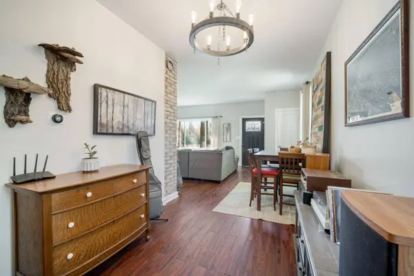 5954 Mohawk Rd, Wayne, WI 53010