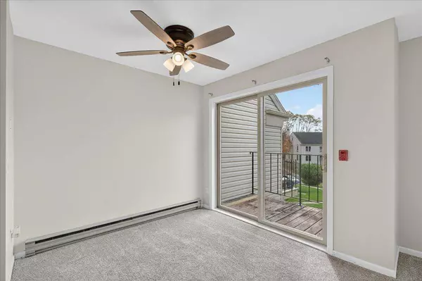 6742 Park Ridge Dr Unit D, Madison, WI 53719