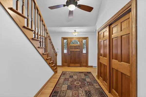 1717 Ernst Dr, Hartford, WI 53027