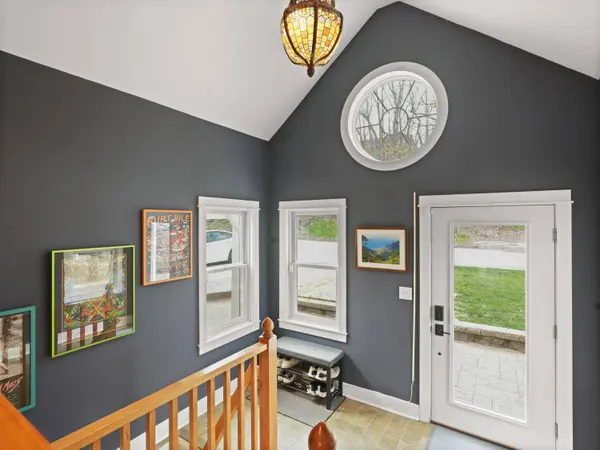 191 Riverside Dr, Waterford, WI 53185