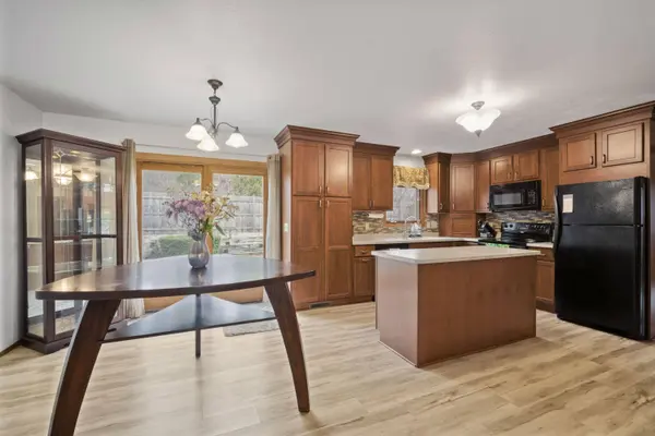 1336 Park Ave, South Milwaukee, WI 53172