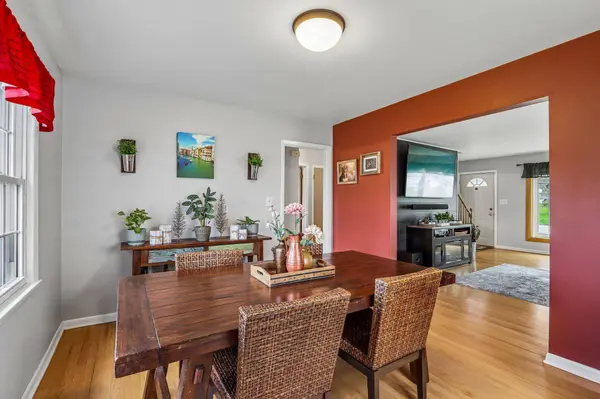 2115 N 119th St, Wauwatosa, WI 53226