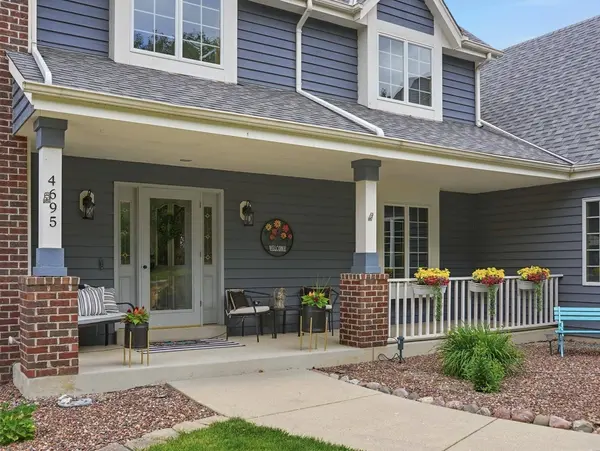 4695 Catherine Ct, Brookfield, WI 53072