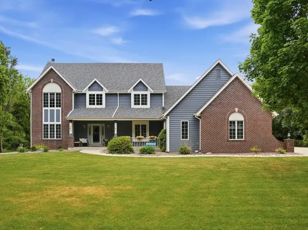4695 Catherine Ct, Brookfield, WI 53072