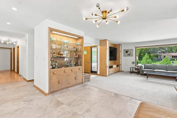 3580 Sunny Crest Dr, Brookfield, WI 53005