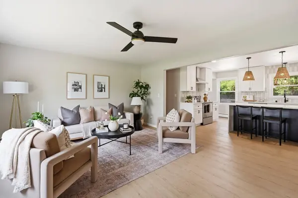 7526 W County Line Rd, Mequon, WI 53092