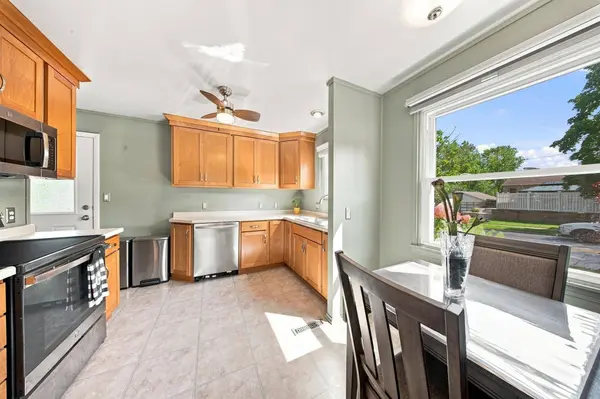 100 N Highland Ave, Thiensville, WI 53092
