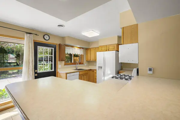5805 Yorkshire Rd, Madison, WI 53711