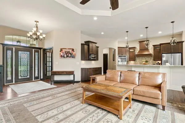 3824 Wood Ct, Richfield, WI 53033