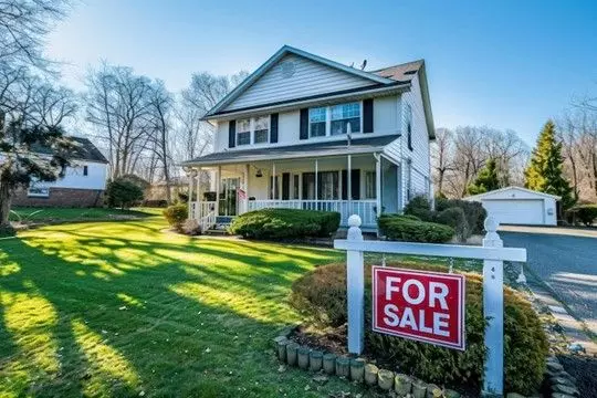 Why Now Is the Perfect Time to Buy a Home in Milwaukee, WI ,Sean Lentz