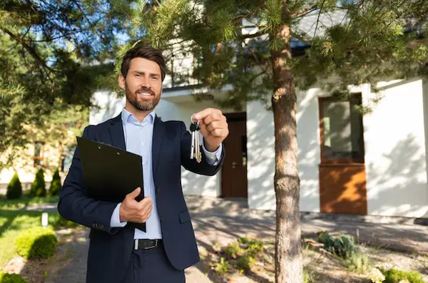 How Does a Top Real Estate Agent in West Bend Deliver Premium Results?,Sean Lentz