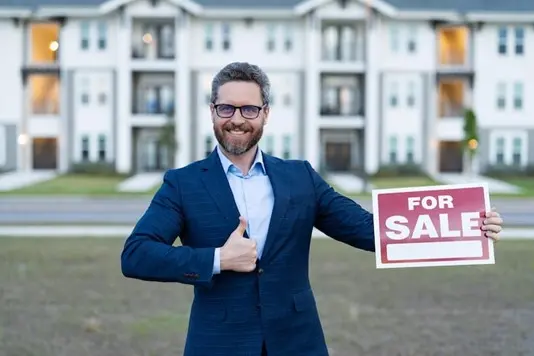 The Top 5 Questions to Ask Before Hiring a Milwaukee Real Estate Agent,Sean Lentz
