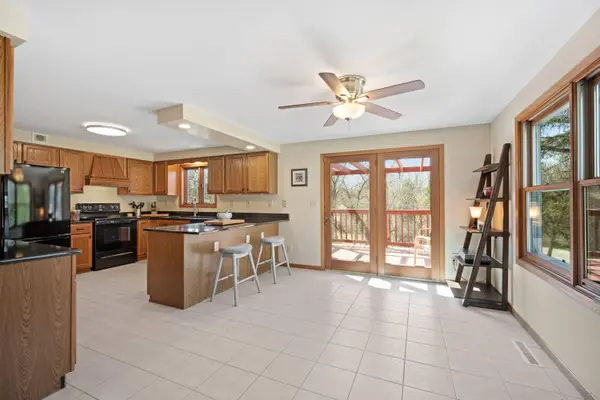 3467 Maple Dr, Richfield, WI 53033