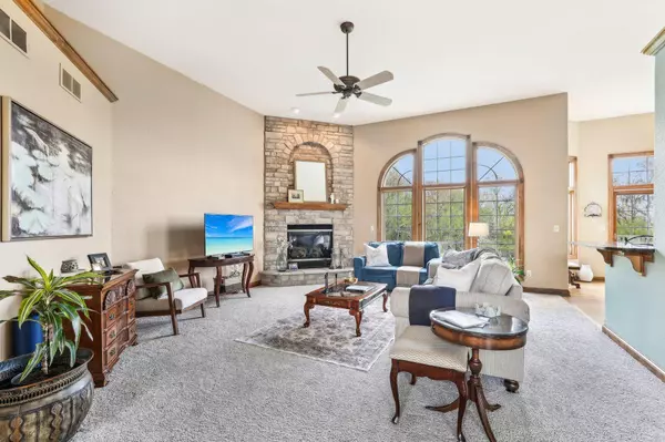 N43W29150 Prairie Wind Cir N, Delafield, WI 53072