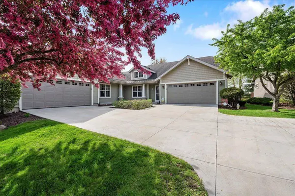 6015 Canyon Pkwy, Mcfarland, WI 53558