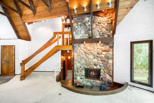 W282S3580 Ringneck Ct, Genesee, WI 53189