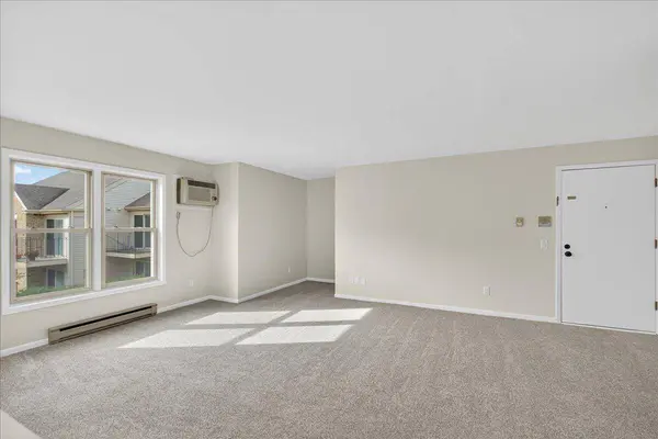 6742 Park Ridge Dr Unit D, Madison, WI 53719