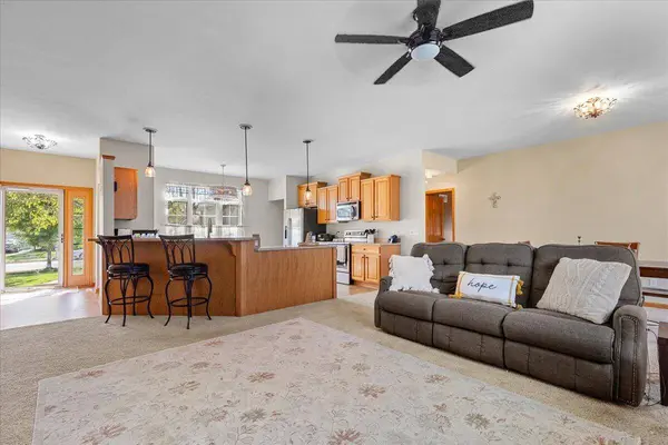 N174W20270 Raymond Rd, Jackson, WI 53037