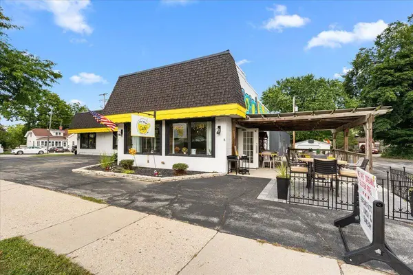 403 S Main St, West Bend, WI 53095