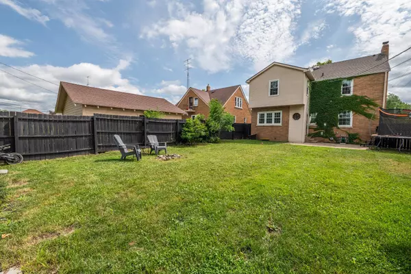 7550 26th Ave, Kenosha, WI 53143