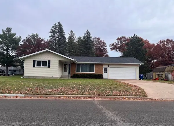 308 Willow St, Mosinee, WI 54455-1903