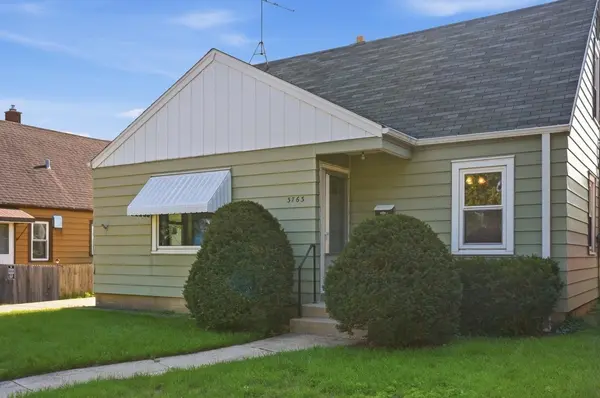 3763 S 20th Pl, Milwaukee, WI 53221-1519