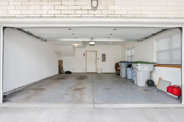 2118 N Commerce 2118 St, Milwaukee, WI 53212
