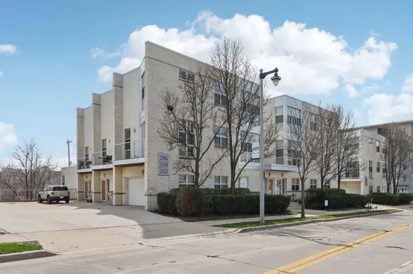 2118 N Commerce 2118 St, Milwaukee, WI 53212