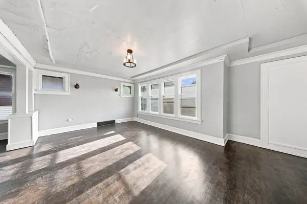 3414 N Vel R Phillips 3416 Ave, Milwaukee, WI 53212
