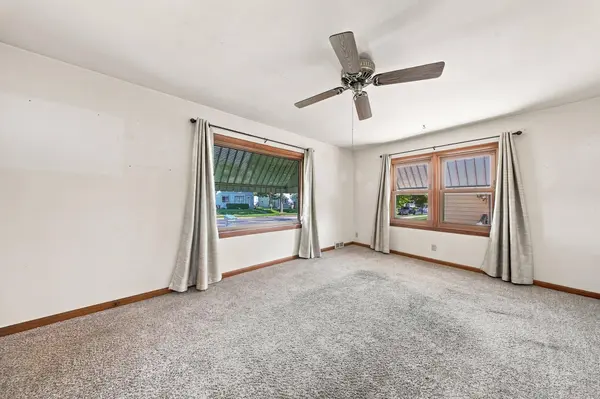 Spacious bedroom for Milwaukee first time home buyers - 3763 S 20th Pl, WI 53221