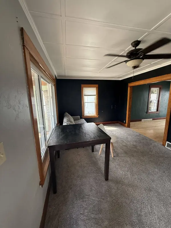 762 Pine St, Sheboygan Falls, WI 53085