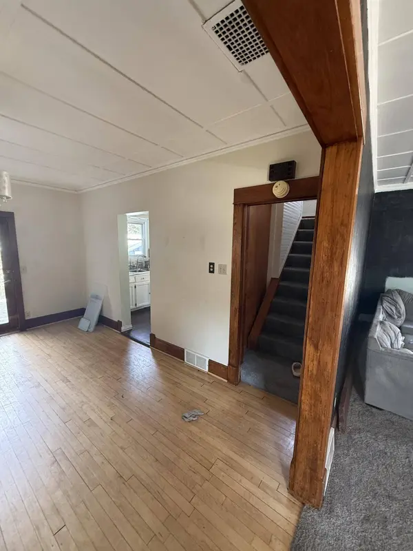 762 Pine St, Sheboygan Falls, WI 53085