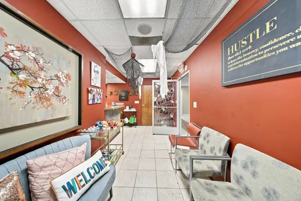 1308 S Cesar E Chavez Dr, Milwaukee, WI 53204