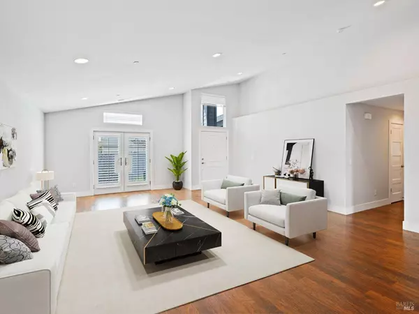 1841 Vermillion WAY, Santa Rosa, CA 95403