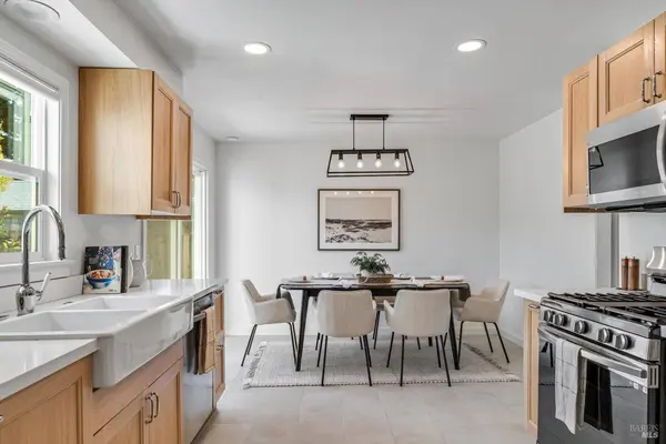 732 Church ST, Santa Rosa, CA 95405