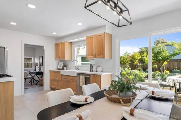 732 Church ST, Santa Rosa, CA 95405