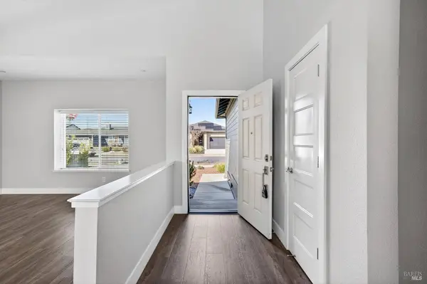 1932 Camino Del Prado, Santa Rosa, CA 95403