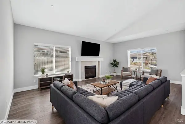 1932 Camino Del Prado, Santa Rosa, CA 95403