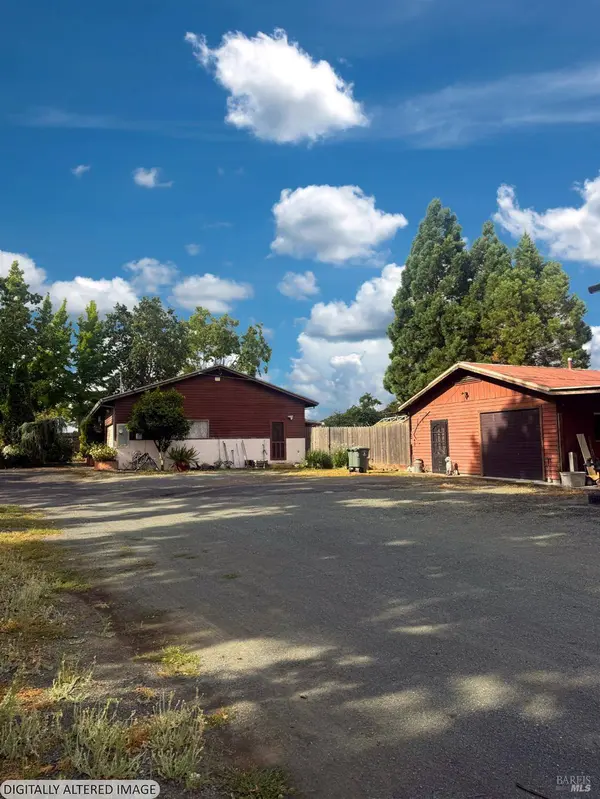 1971 Olivet RD, Santa Rosa, CA 95401