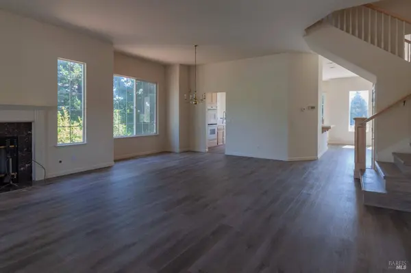 5794 Owl Hill AVE, Santa Rosa, CA 95409