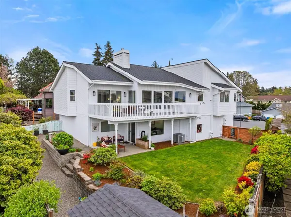 9929 76th ST SW, Lakewood, WA 98498