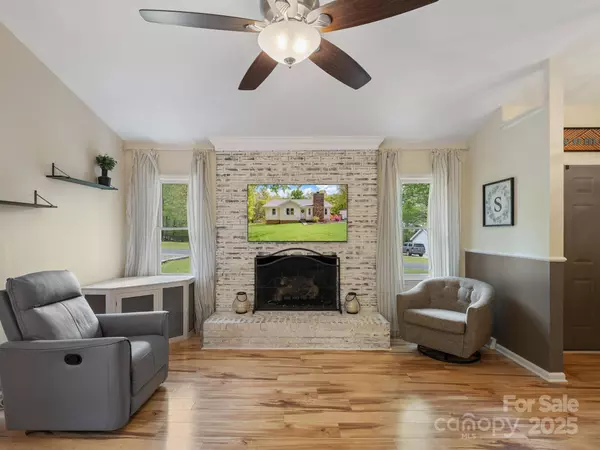 2707 Bobwhite CIR, Wingate, NC 28174